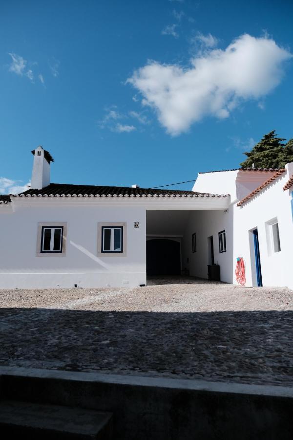 Azoia 10 - Hostel & Casas De Campo Azoia de Baixo Экстерьер фото