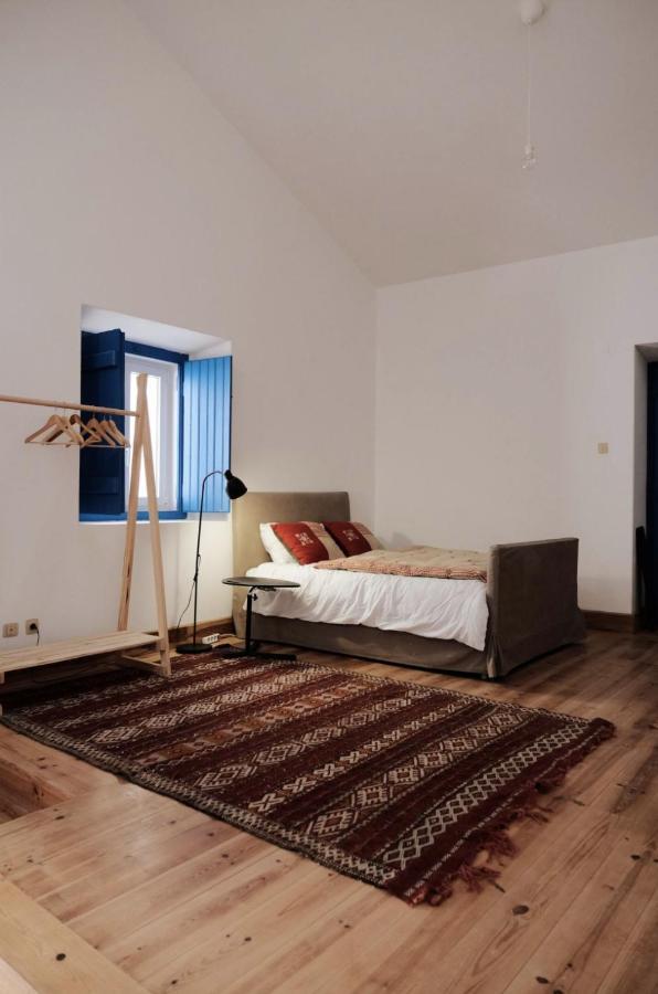 Azoia 10 - Hostel & Casas De Campo Azoia de Baixo Экстерьер фото